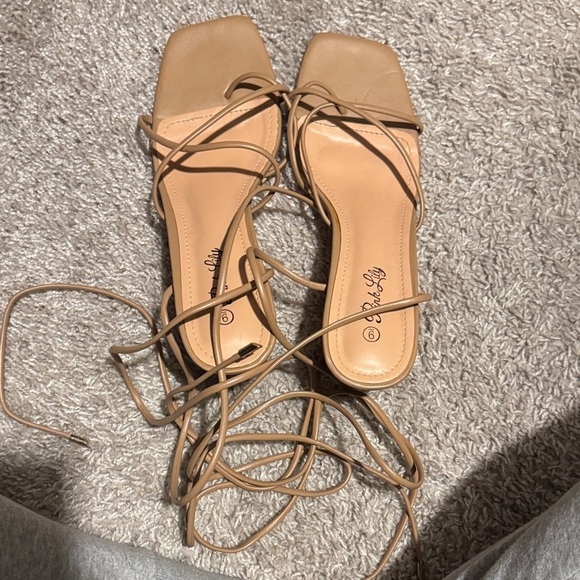 PrettyLittleThing Beige Lace-Up Sandals - Picture 1 of 2